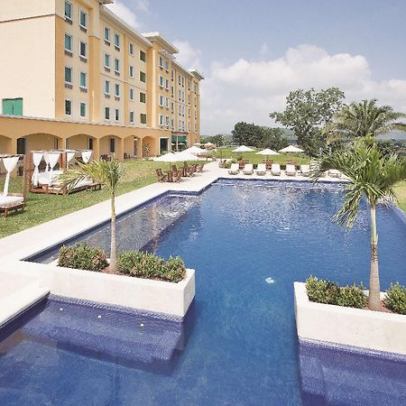 La Quinta By Wyndham Poza Rica Hotell Exteriör bild