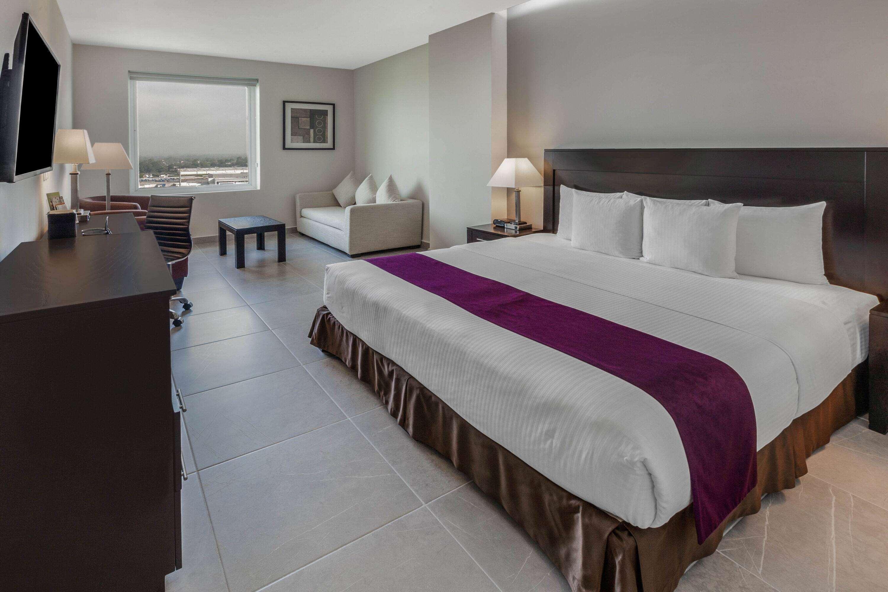 La Quinta By Wyndham Poza Rica Hotell Exteriör bild